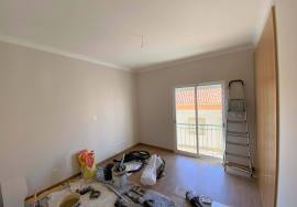Modern 2 Bedroom Apartment With Sea View