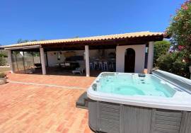 Superb Single Storey Villa with Pool and Views Over the Countryside Superb Single Storey Villa with Pool and Views Over the Countryside