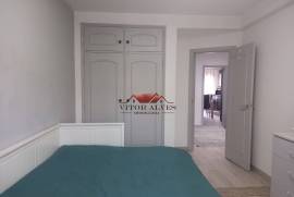 2 bedroom apartment furnished and refurbished