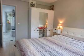 2 bedroom apartment furnished and refurbished