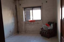 2 bedroom apartment (ground floor) in Pinhal Novo 2 bedroom apartment (ground floor) in Pinhal Novo