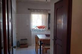 2 bedroom apartment (ground floor) in Pinhal Novo