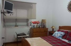 2 bedroom apartment with storage room