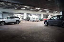 Warehouse with 2165m2 - Damaia (Alfragide - Benfica - Amadora)