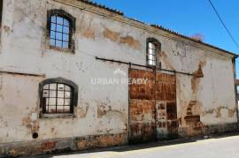 3 Buildings - Commercial License - For Rehabilitation - Benavente Centre