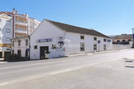 3 Buildings - Commercial License - For Rehabilitation - Benavente Centre