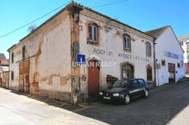 3 Buildings - Commercial License - For Rehabilitation - Benavente Centre