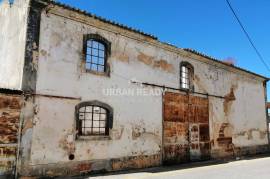 3 Buildings - Commercial License - For Rehabilitation - Benavente Centre
