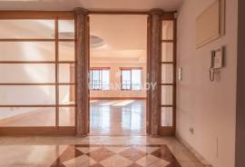 Luxury 3 bedroom apartment - NEW - with garage and storage room - Almada