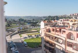 Luxury 3 bedroom apartment - NEW - with garage and storage room - Almada