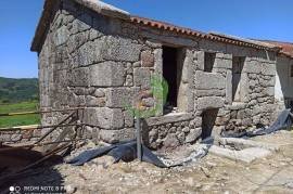 Ruin Vila Verde