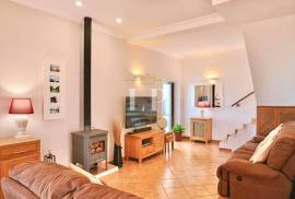 A Country Villa Retreat & Business Opportunity - 123ALG