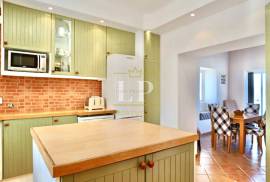 A Country Villa Retreat & Business Opportunity - 123ALG