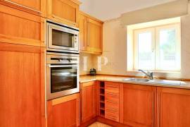 A Country Villa Retreat & Business Opportunity - 123ALG