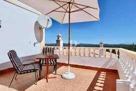 A Country Villa Retreat & Business Opportunity - 123ALG