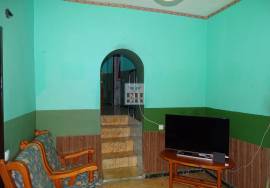 Urban plot with 2-storey house to reform for sale in Fuerteventura