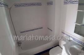 Central apartment in the city of Alicante with brand new three bedrooms !!.