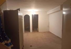 Commercial premises of 274 m2 in chestnut area
