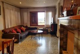 Spacious villa in magnificent area Spacious villa in magnificent area