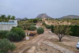 Spacious villa in magnificent area Spacious villa in magnificent area