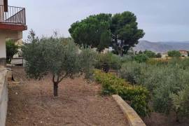 Spacious villa in magnificent area