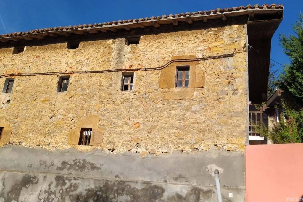 House in Zierbena to reform
