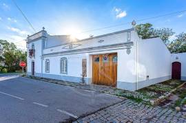 Beautiful Character Property with Mature Garden Near Tavira