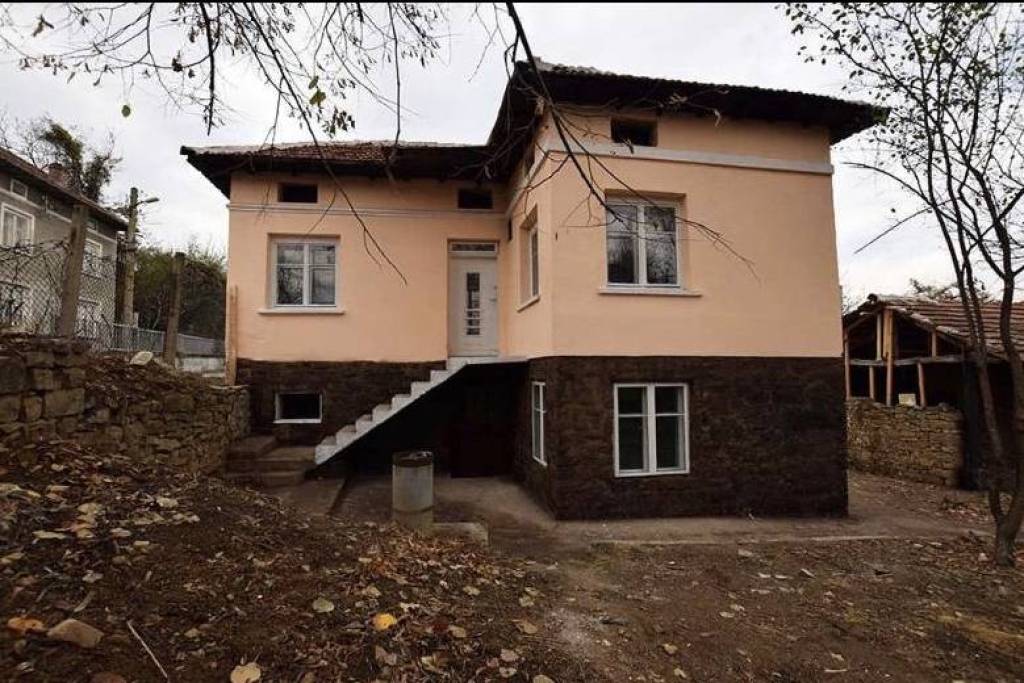 Excellent 3 Bed House For sale in Gorsko Kalugerovo Pavlikeni