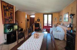 Excellent 4 Bed Villa for Sale In Saronno Italy