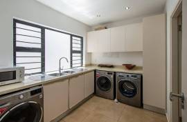 Luxury 6 Bed Home For Sale in Durban South