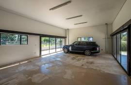 Luxury 6 Bed Home For Sale in Durban South
