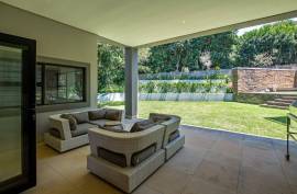 Luxury 6 Bed Home For Sale in Durban South