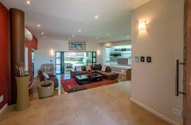 Luxury 6 Bed Home For Sale in Durban South
