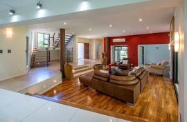 Luxury 6 Bed Home For Sale in Durban South
