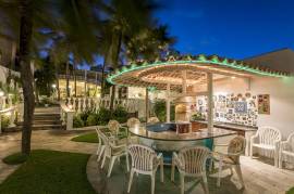 Luxury 4 Bed Villa With Front Line Sea Views For sale in Ponta Negra