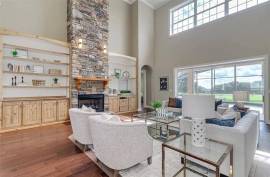 Luxury 5 Bed Equestrian Villa for Sale In Haines City