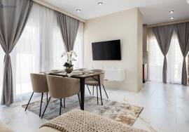 Luxury Apartment in Armação de Pêra: Comfort, Elegance, and Unmatched Views