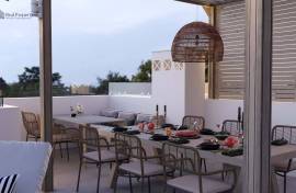 Luxury Apartment in Armação de Pêra: Comfort, Elegance, and Unmatched Views