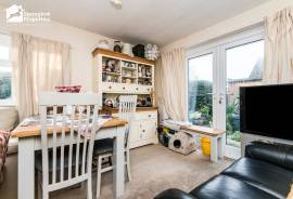 3 bedroom, Detached bungalow for sale