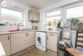3 bedroom, Detached bungalow for sale