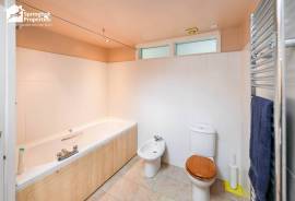 3 bedroom, Detached bungalow for sale