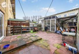 2 bedroom, End of terrace house for sale