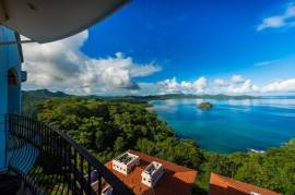 Flamingo Towers Penthouse #32: Stunning ocean views with the luxury of condo living at Flamingo Beach!