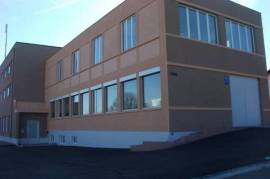Commercial Building with 2 Apartments for Sale in Courfaivre