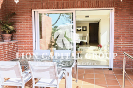 Chalet pareado en Maestro granados