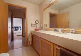 4 bedroom apartment on the top floor, in the center of Funchal