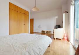 4 bedroom apartment on the top floor, in the center of Funchal