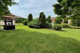 Luxury Estate For Sale In Becej