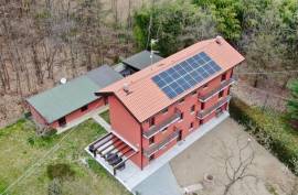 Stunning 4 Bed Villa For Sale in Cureggio Novara Italy