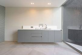 NEW 3 BEDROOM APARTMENT SOLD IN ---- PRIVATE CONDOMINIUM
